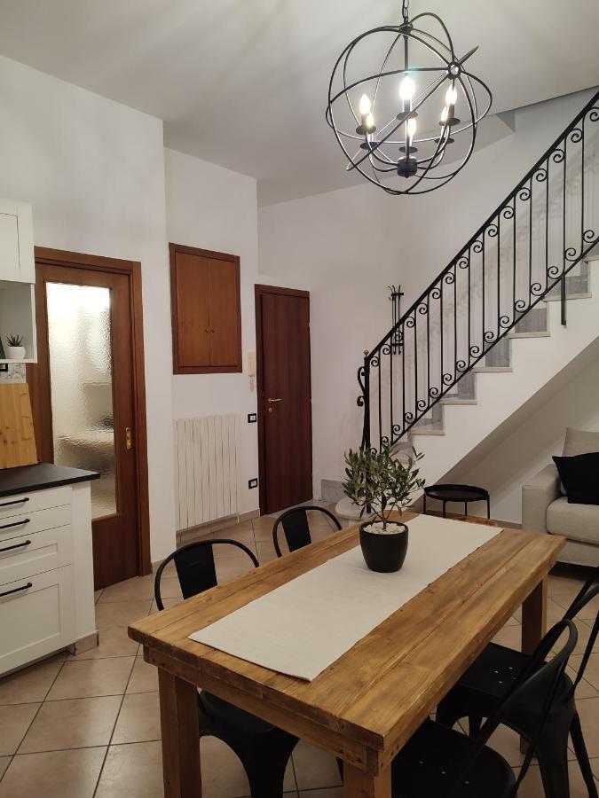L'Oliva Contesa - La Nera Apartment Гаета Екстериор снимка