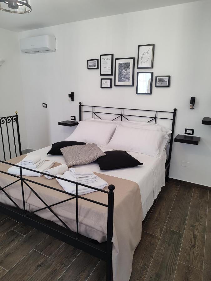 L'Oliva Contesa - La Nera Apartment Гаета Екстериор снимка